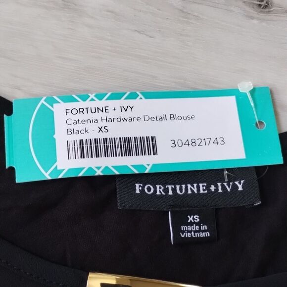 Fortune + ivy Catenia Hardware Detail Blouse black stitch fix size XS NWT - Picture 5 of 5